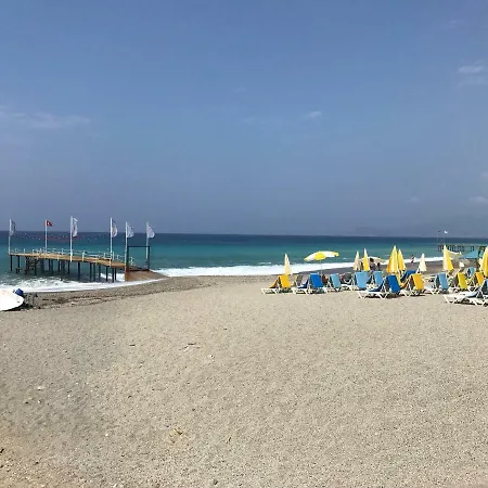 דירה Konak Seaside